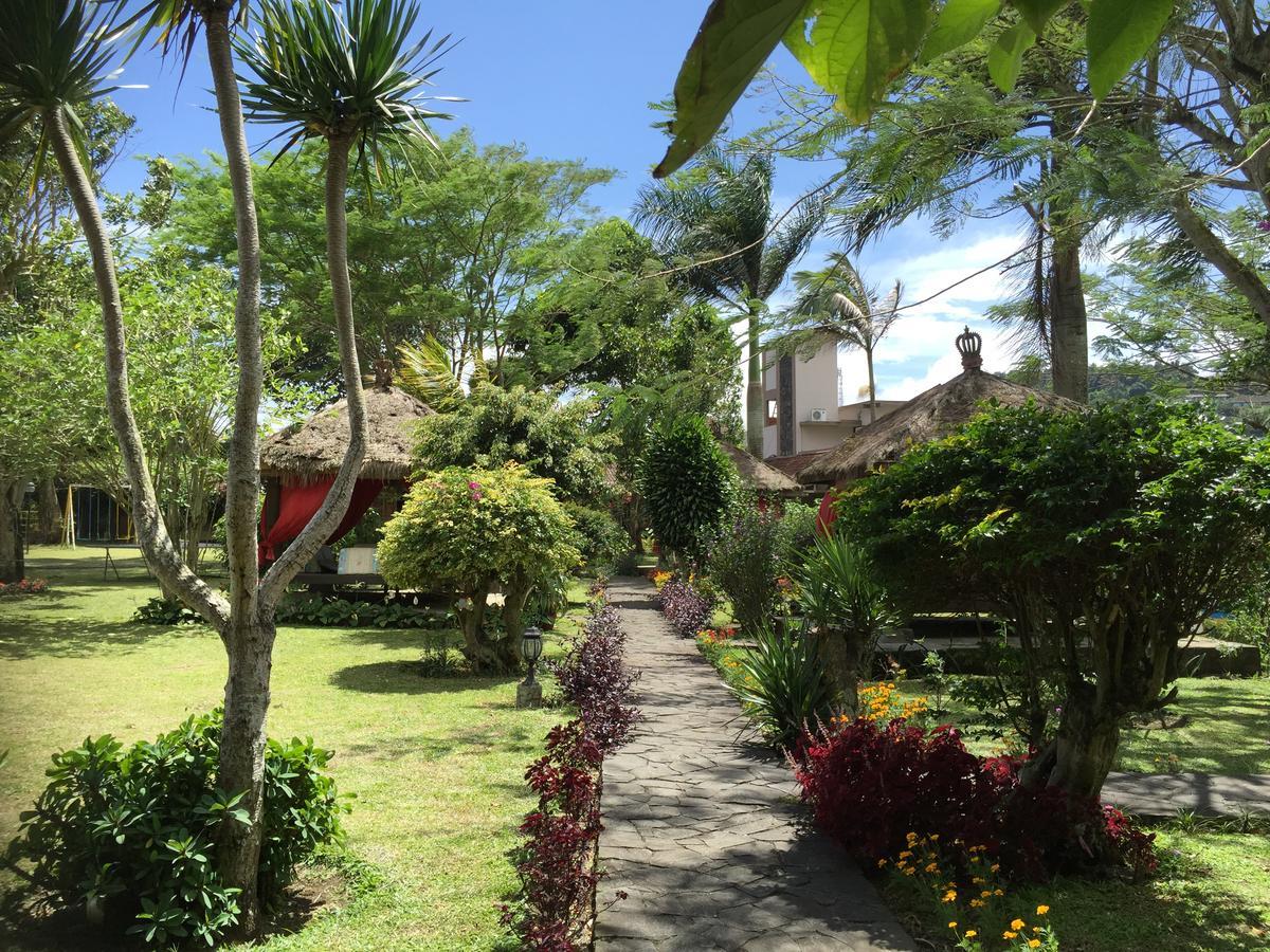 La Oma Hotel Lembang Exterior foto
